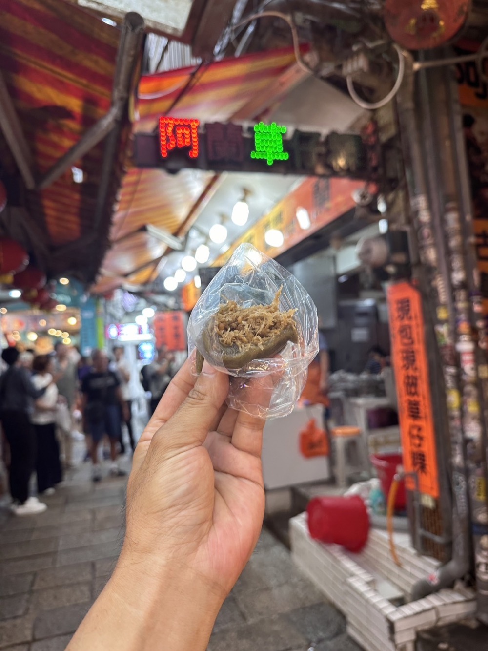 新北九份老街草仔粿與傳統街巷生活畫面