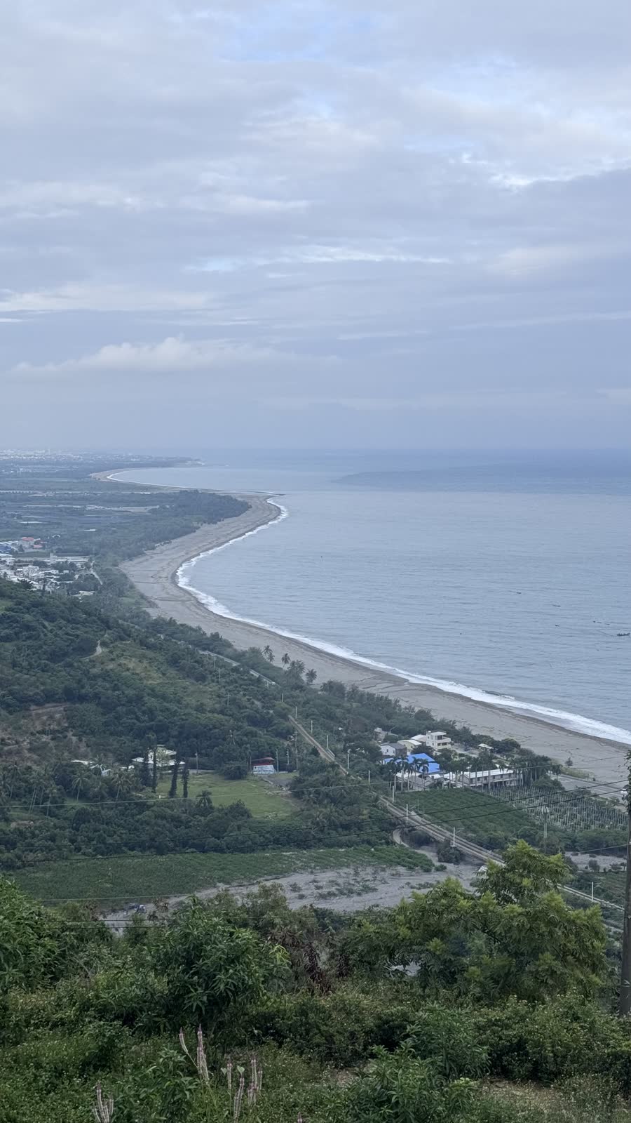 台東太麻里華源曙光觀景台俯瞰南迴海岸