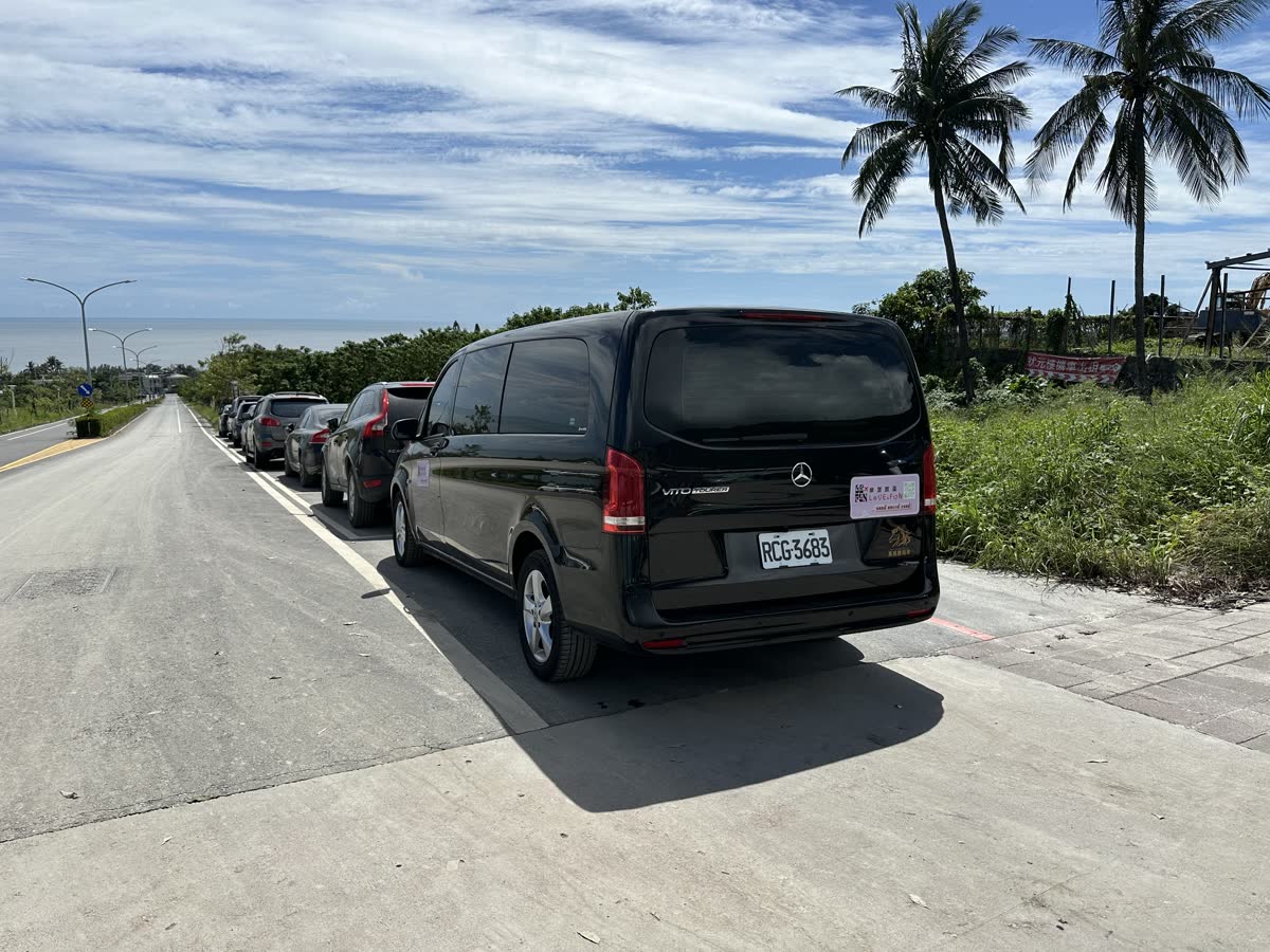 樂放旅遊九人座包車行駛台東南迴海岸公路